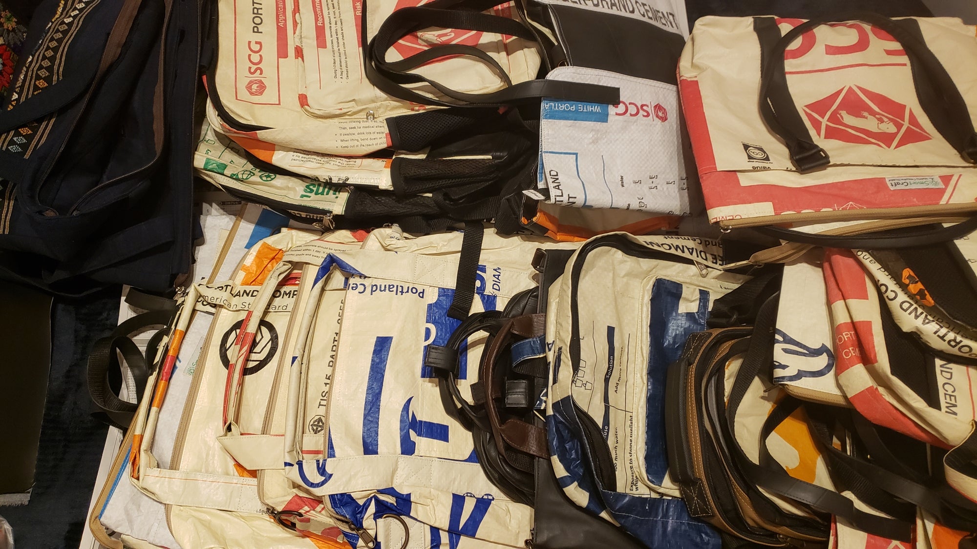 海外の障害者施設の商品一覧