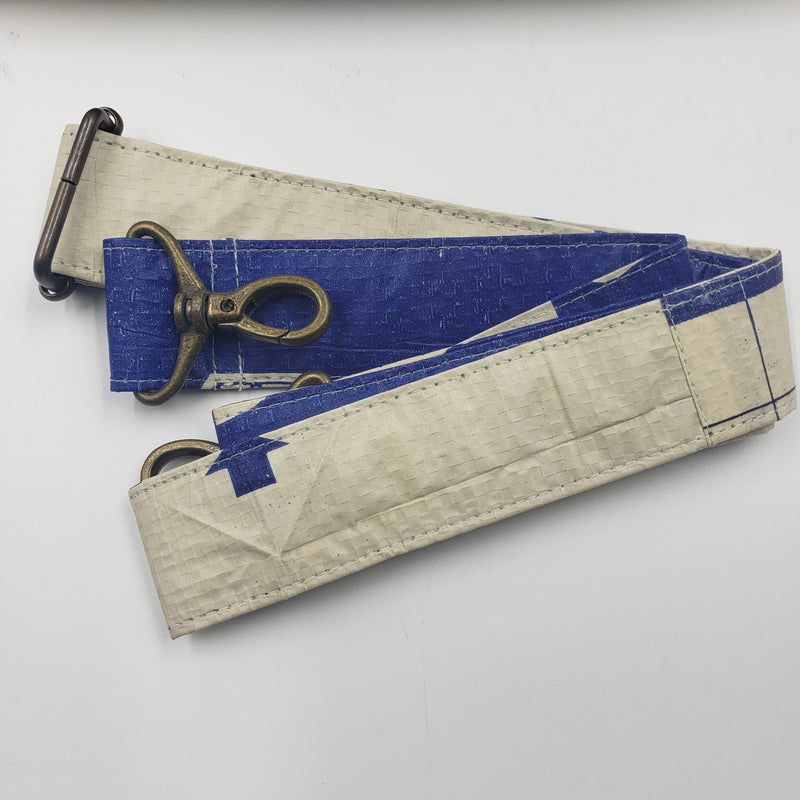 バッグ(肩がけも可)/イーグル