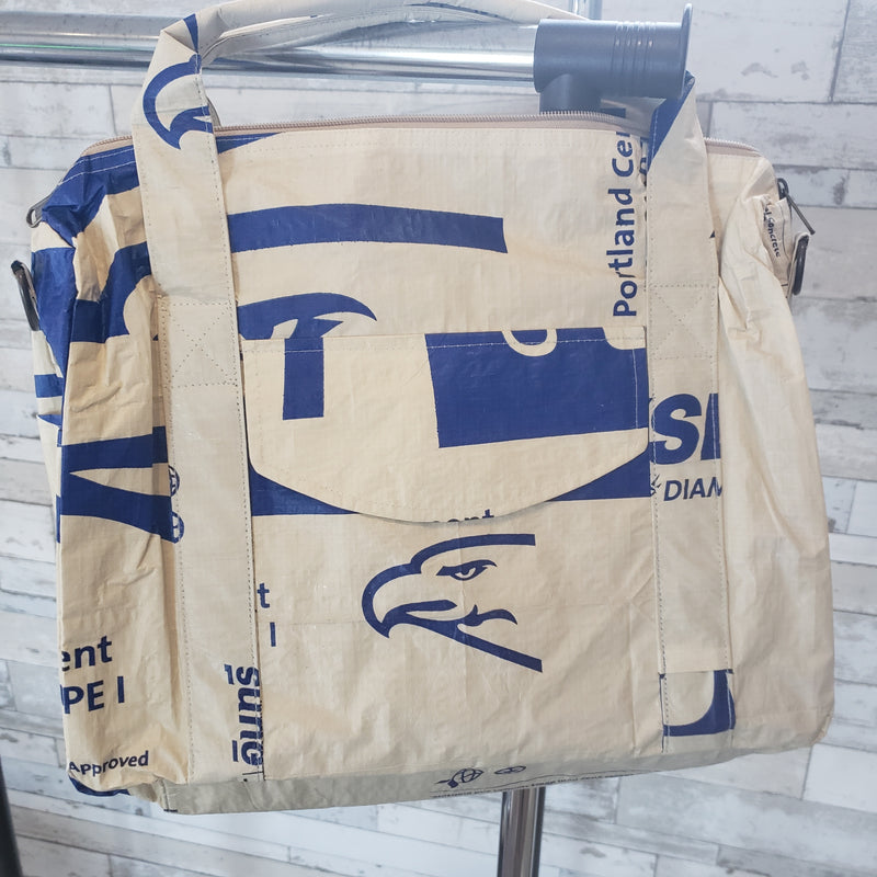 バッグ(肩がけも可)/イーグル