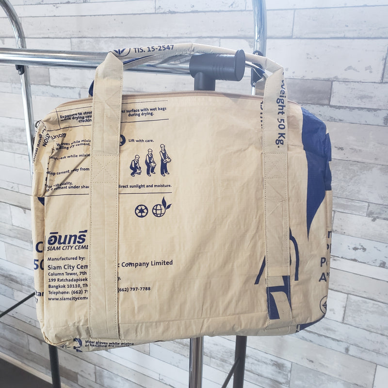 バッグ(肩がけも可)/イーグル