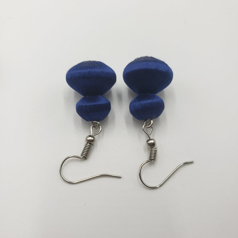 ひょうたん型 糸ピアス